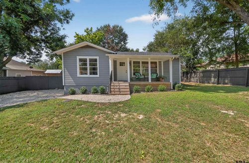 105 Holcomb St, Frankston, TX, 75763-2908 | Card Image