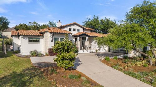 211 Ringtail Stream Dr, Austin, TX, 78738-7100 | Card Image