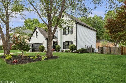 230 Bluff Oak Dr, Roswell, GA, 30076-1270 | Card Image