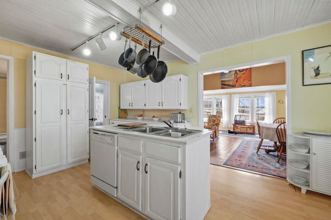 Kitchen | Image 14