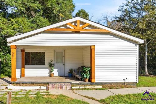 202 Martin Luther King Jr Dr, Perry, GA, 31069-3304 | Card Image