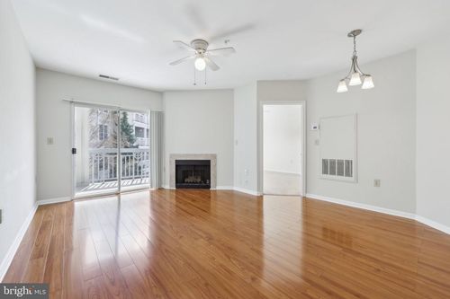 302-12919 Alton Sq, HERNDON, VA, 20170-5811 | Card Image
