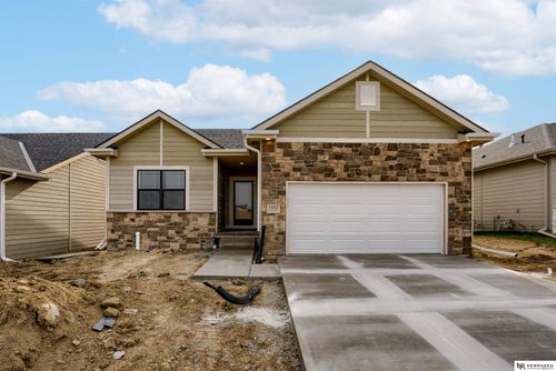 13055 S 44th Ave, Bellevue, NE, 68123-2823 | Card Image