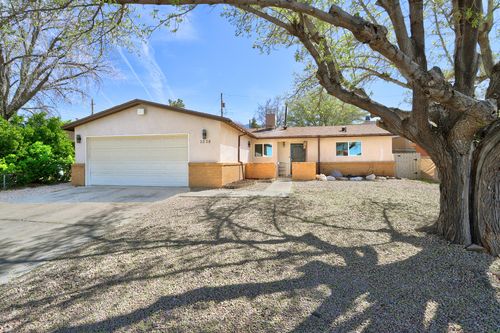 1228 La Charles Dr Ne, Albuquerque, NM, 87112-6065 | Card Image