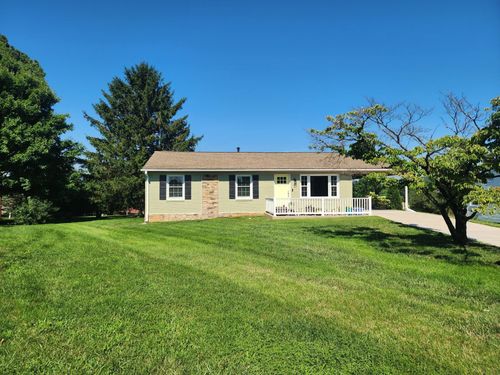 1062 Blandford Ave, Vinton, VA, 24179-3704 | Card Image