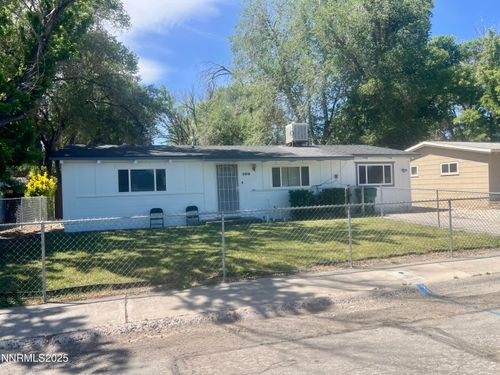 109 M St, Sparks, NV, 89431-3220 | Card Image