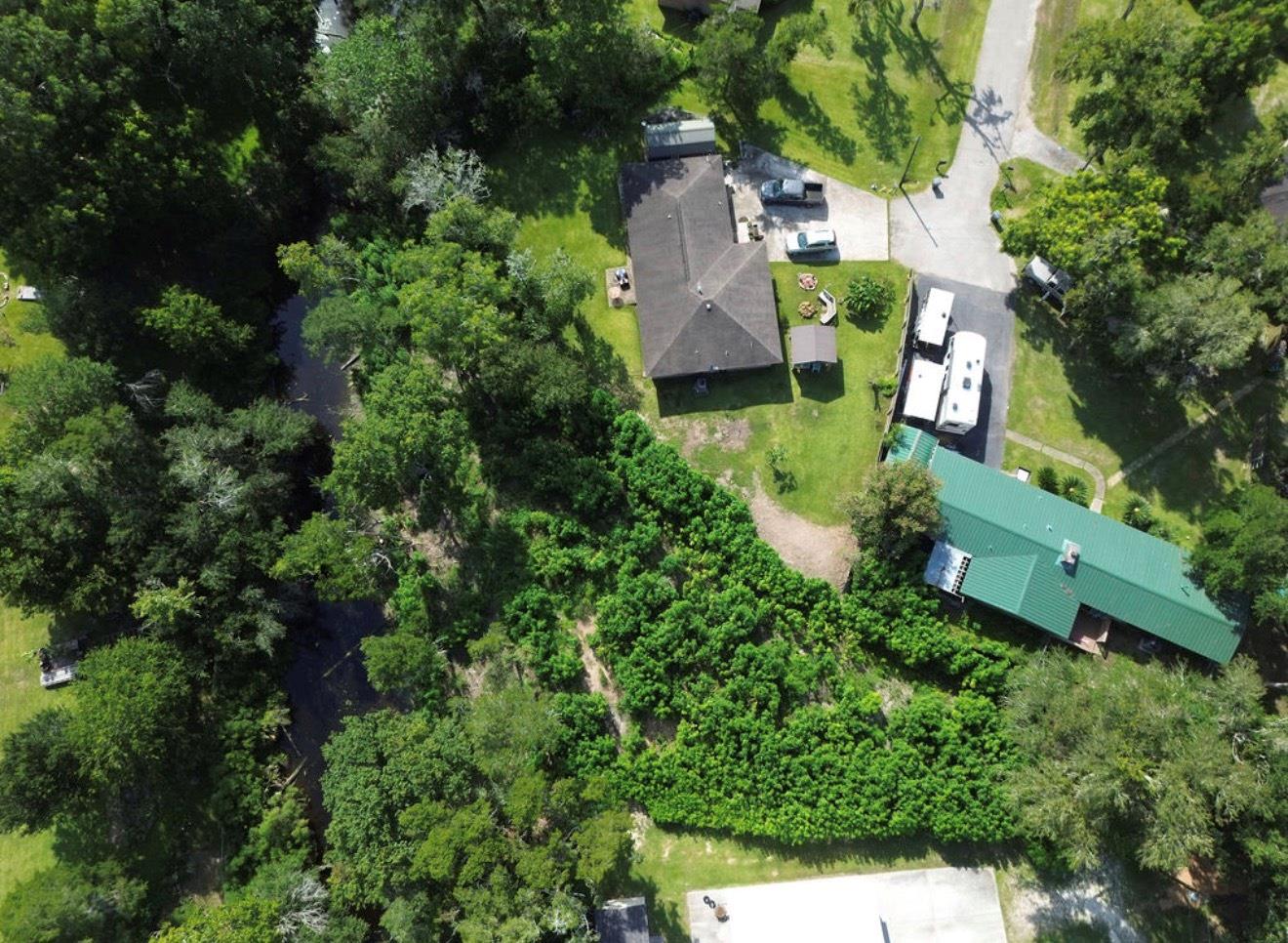 Land in Hitchcock