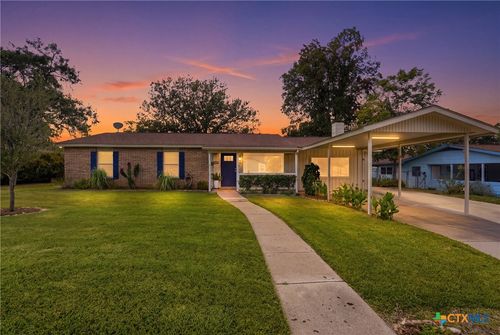 228 S Ponton St, Gonzales, TX, 78629-4747 | Card Image