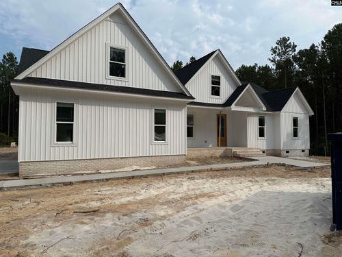 694 Robinson Town Rd, Cassatt, SC, 29032-9394 | Card Image