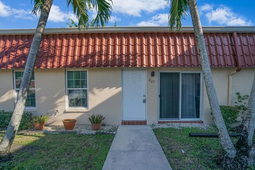 827 Salem Lane, Lake Worth, FL, 33467 | Card Image