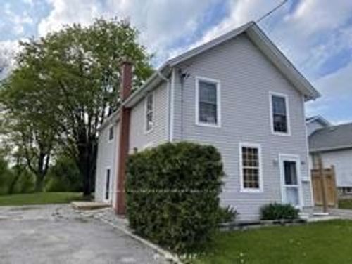 26 Whiting Ave, Oshawa, ON, L1H3T3 | Card Image