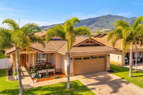 70 Hoku Puhipaka St, Kahului, HI, 96732-4528 | Card Image