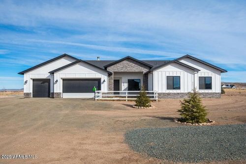 000 N Open Sky Trl, Prescott Valley, AZ, 86315 | Card Image