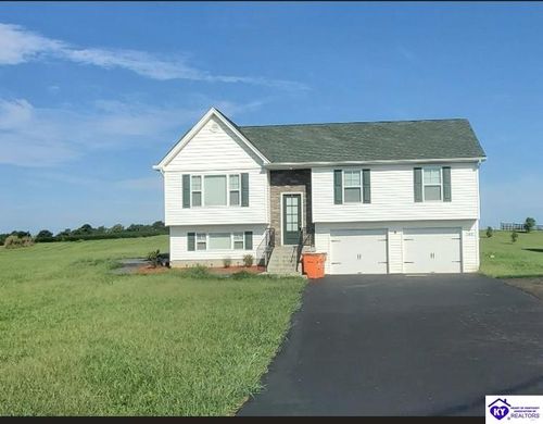 195 Kiersten Ct, Vine Grove, KY, 40175-8682 | Card Image