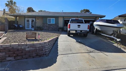 225 Autumn Ct, Henderson, NV, 89002-8005 | Card Image