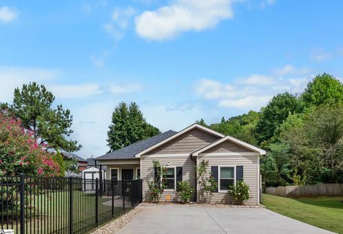 3 Cringle Ln, Anderson, SC, 29625-5384 | Card Image