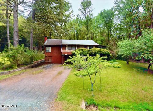 183 Eastern Union Tpke, Averill Park, NY, 12018-9562 | Card Image