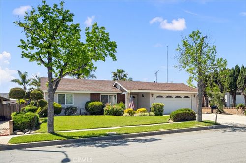 663 Redwood Ave, Upland, CA, 91786 | Card Image