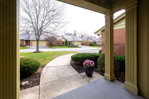 2820 Wind Pump Rd, Fort Wayne, IN, 46804-2578 | Card Image