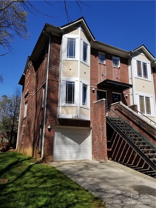 1105 Kurt Ct, Charlotte, NC, 28209-2806 | Card Image