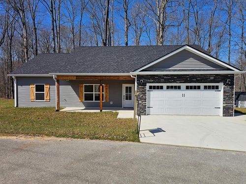 123 Lee Ct, Gainesboro, TN, 38562-3001 | Card Image