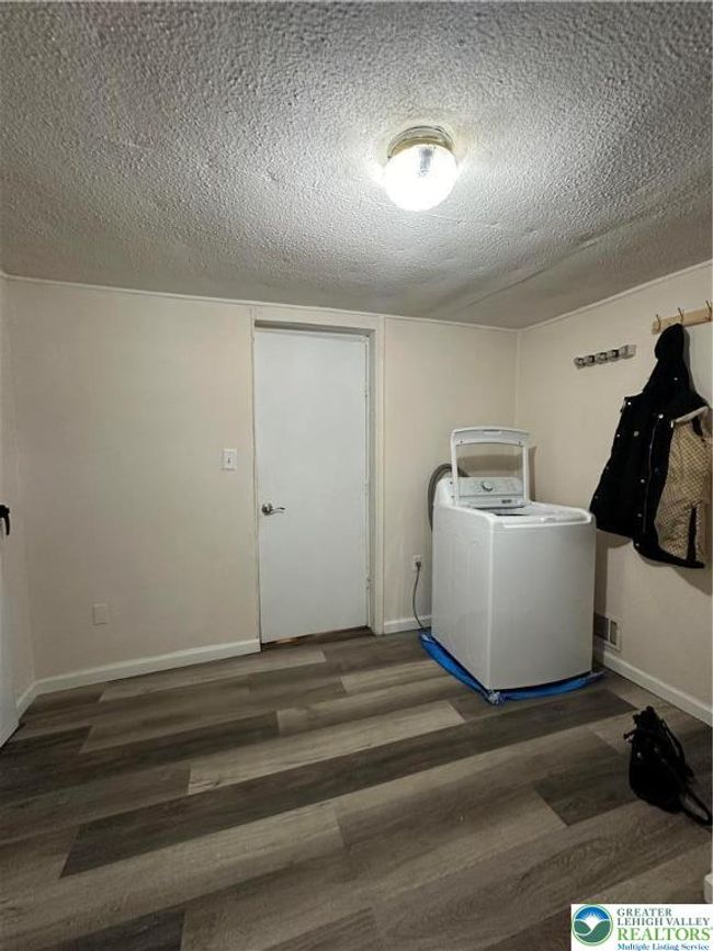 2215 N 3 Rd Ave, House other with 4 bedrooms, 2 bathrooms and null parking in Whitehall PA | Image 17