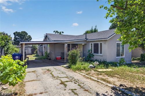 35045 Avenue C, Yucaipa, CA, 92399-4314 | Card Image