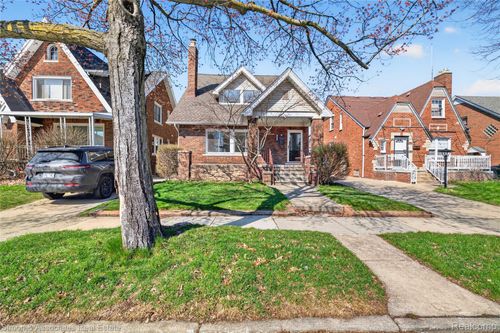 5019 Maple St, Dearborn, MI, 48126-3241 | Card Image