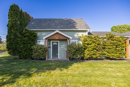 2404 G St, Bellingham, WA, 98225-3404 | Card Image