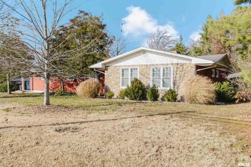 100 Prairie Rd, Carterville, IL, 62918-2322 | Card Image