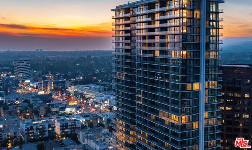 3406-11750 Wilshire Blvd, LOS ANGELES, CA, 90010-2202 | Card Image