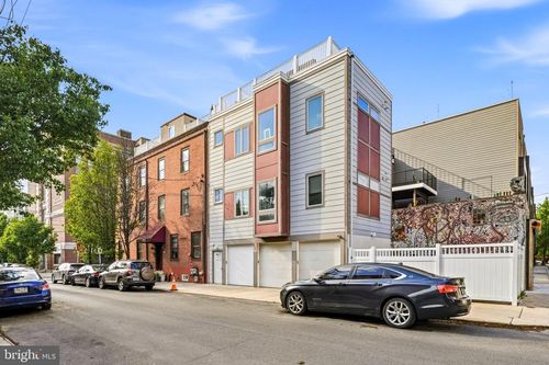 200-733 S 12th St, PHILADELPHIA, PA, 19147-1891 | Card Image