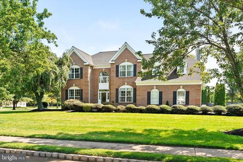 1 Somerset Ct, Allentown, NJ, 08501-2040 | Card Image