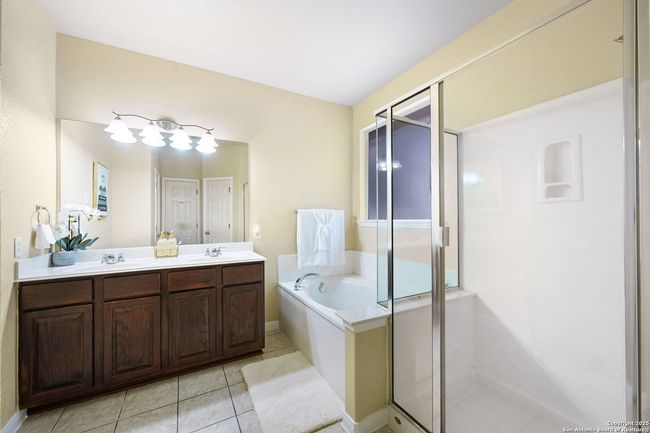 1905 Walter Raleigh, House other with 4 bedrooms, 2 bathrooms and null parking in Windcrest TX | Image 11