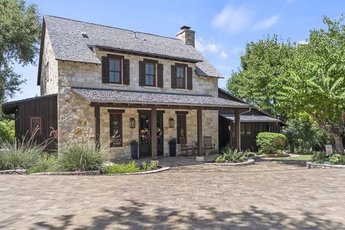 31 Riviera Cove, Fredericksburg, TX, 78624 | Card Image
