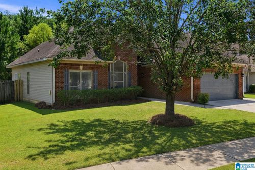 2042 Forest Lakes Ln, STERRETT, AL, 35147-8151 | Card Image