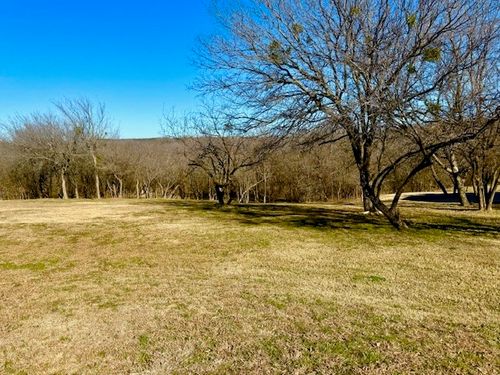 2955 Sonterra Dr, Cedar Hill, TX, 75104-8283 | Card Image