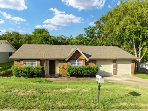 1012 Wedgewood Dr, Woodway, TX, 76712-3723 | Card Image