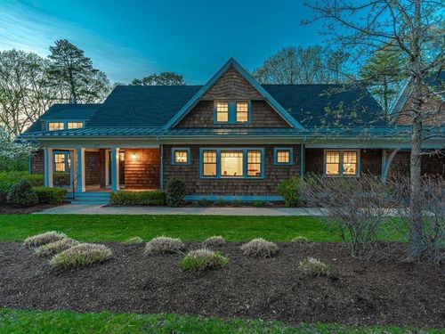 37-37 Cottage Cir, Dedham, MA, 02026-4603 | Card Image