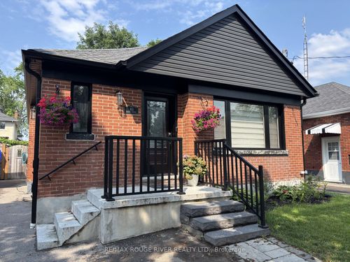 80 Oakes Ave, Oshawa, ON, L1G6C6 | Card Image