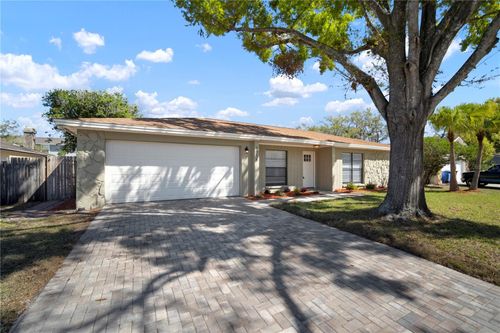 1218 Lornewood Dr, VALRICO, FL, 33596-7137 | Card Image