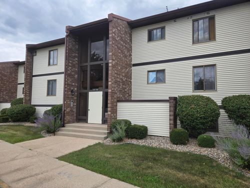 332 Summit Park Court S, Crown Point, IN, 46307 | Card Image