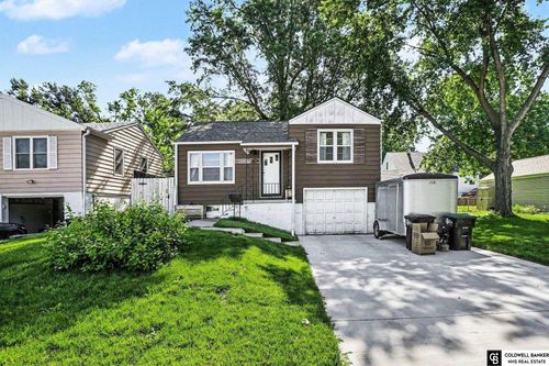 2809 N 69th St, Omaha, NE, 68104-3807 | Card Image