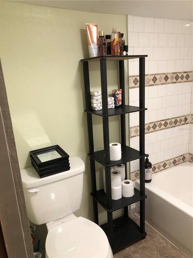 APT-1 - 507 W Baker St, Home with 2 bedrooms, 1 bathrooms and null parking in PLANT CITY FL | Image 7