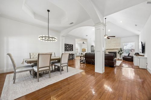 2718 Prairie Acres Cv, Cedar Hill, TX, 75104-8240 | Card Image