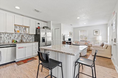 118 Twine St, St Augustine, FL, 32084-4811 | Card Image