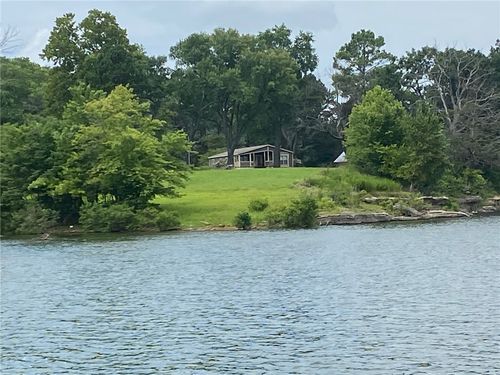 14889 Highway 311, Green Forest, AR, 72638-2583 | Card Image