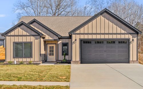 495 Ridge Top Ct, Clarksville, TN, 37040-3630 | Card Image