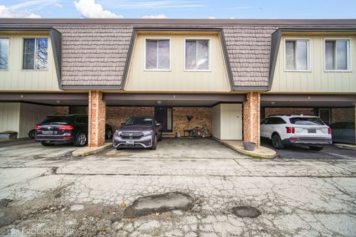 5 Cour Caravelle, Palos Hills, IL, 60465-2403 | Card Image