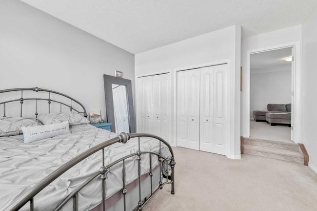 117 Royal Birch Mews Nw, Home with 3 bedrooms, 3 bathrooms and 4 parking in Calgary AB | Image 15